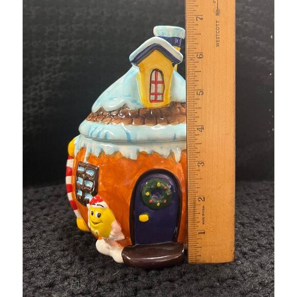 2008 M&M's Collectible Christmas Ceramic Round Chalet House Candy Dish Treat Jar - Picture 9 of 12